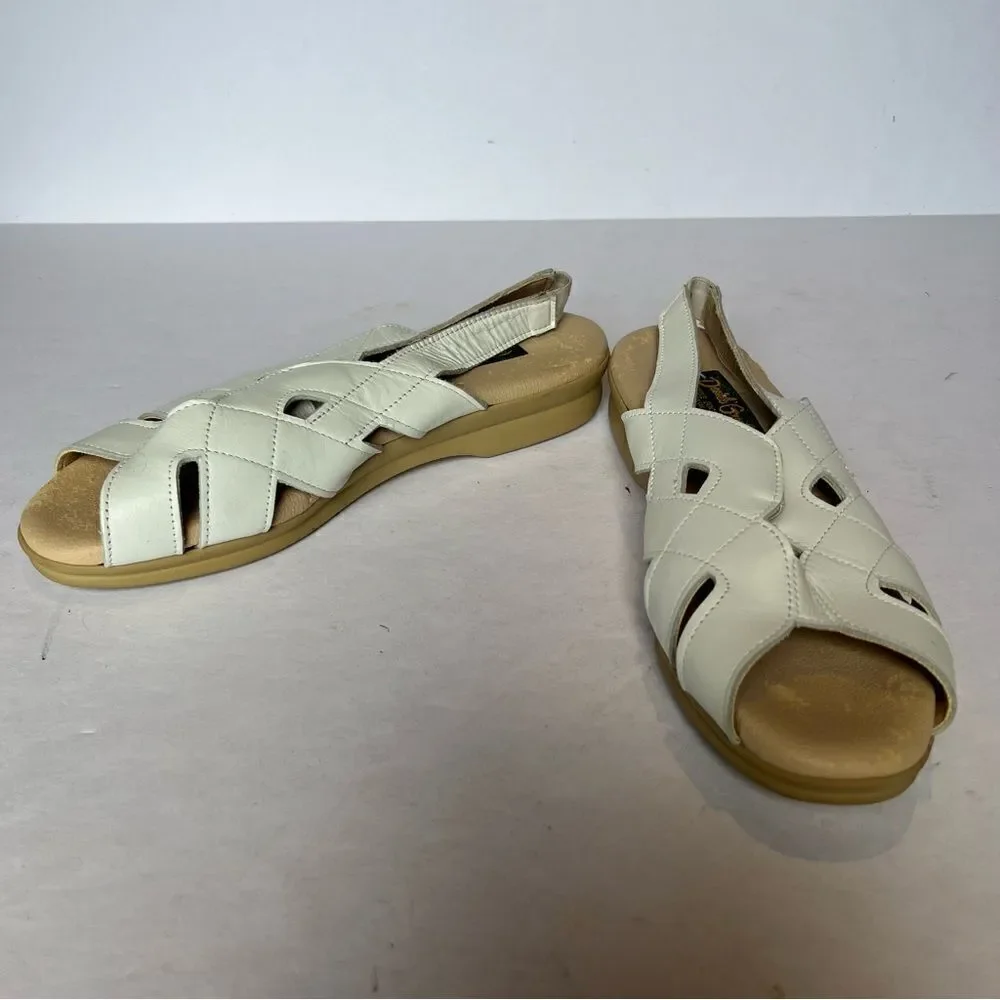 Daniel Green Women's Open Toed Sandals Cream Size 10